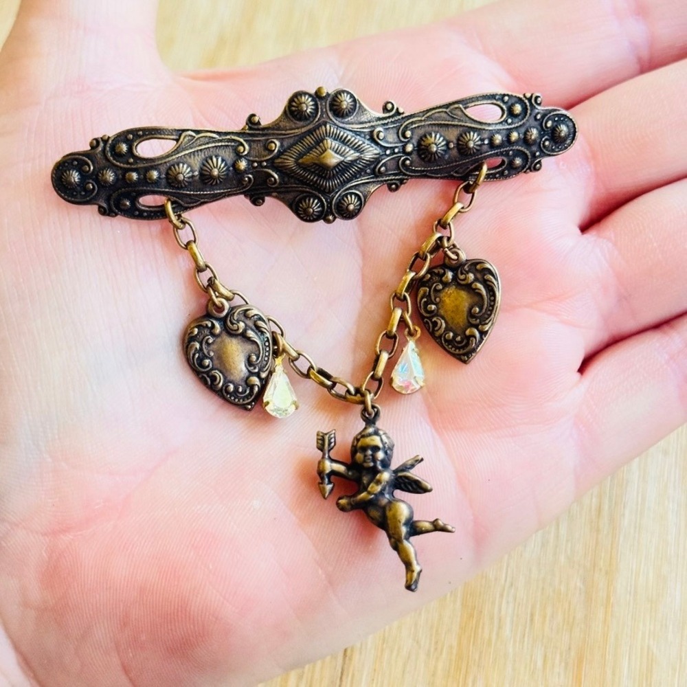 Whimsical Cupid Cherub Angel Heart Brooch Bar Pin VTG Love Dangle Rhinestone